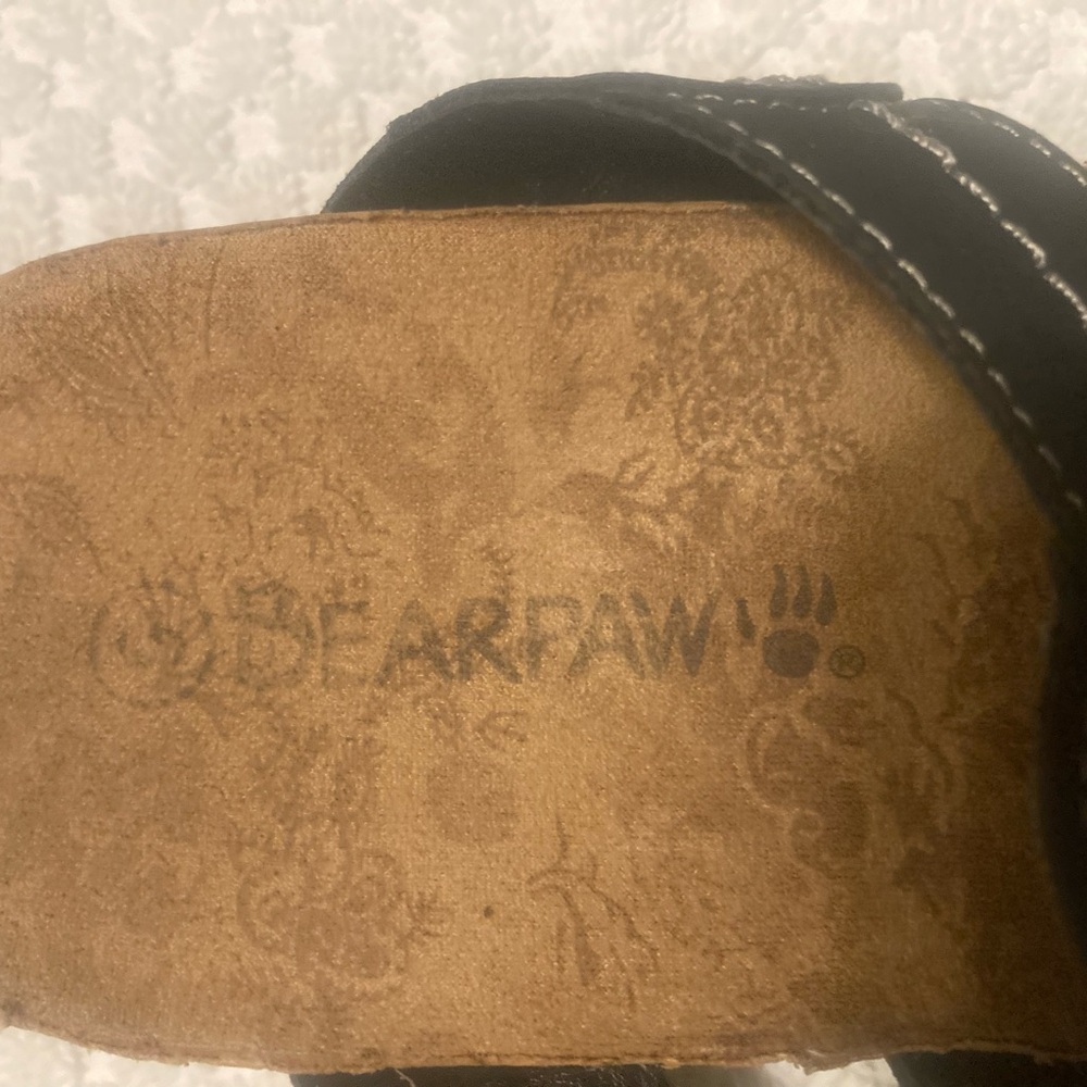 Bear Paw sandals - Picture 2 of 5